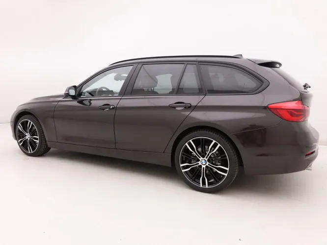 BMW 3 318dA 136 Touring + GPS + Leder/Cuir + Alu19 Image 3