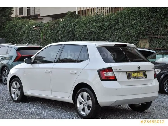 Skoda Fabia 1.0 GreenTec Style Image 3