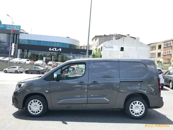 Opel Combo 1.5 CDTI Elegance Image 3